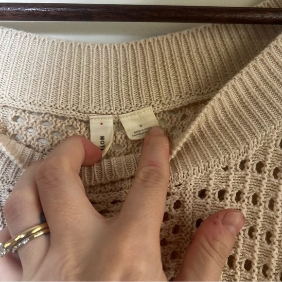 Anthropologie Women's Open Knit Cream Off the Shoulder Sweater - Picture 3 of 4